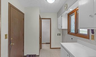 5650 Ramblewood Ct, Columbus, OH 43235