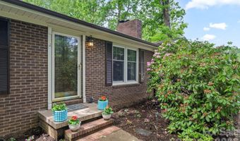 98 Pensacola Ave, Arden, NC 28704