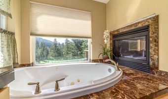 21626 GLAZE Rd, Veneta, OR 97487