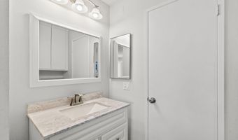 3211 Village 3, Camarillo, CA 93012