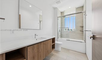 10281 W Bay Harbor Dr Ph1, Bay Harbor Islands, FL 33154