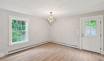 127 Bond Brook Rd, Augusta, ME 04330