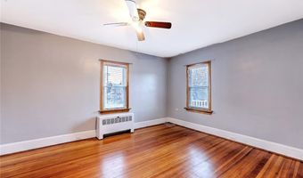 509 Middle Highway Hwy 2, Barrington, RI 02806