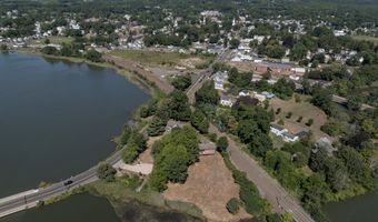 25 S Montowese St, Branford, CT 06405