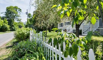 153 Cedar St, Belfast, ME 04915