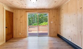 51 Sanford Rd, Alfred, ME 04002