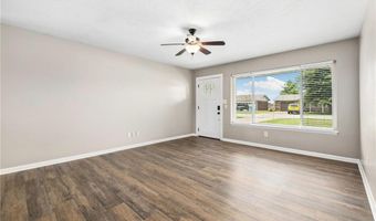 1208 NE 3Rd St, Bentonville, AR 72712