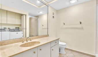 20281 E Country Club Dr 1907, Aventura, FL 33180