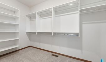 2417 E Brek St, Brandon, SD 57005