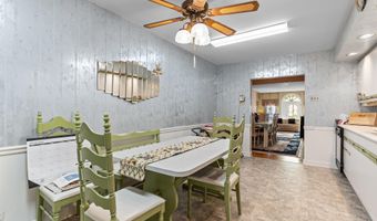 2447 S 5TH St, Philadelphia, PA 19148