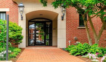40 College St 204C, Burlington, VT 05401