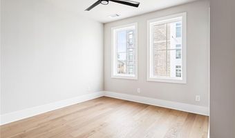 7230 Summit Pl, Alpharetta, GA 30009