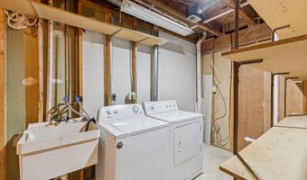 5858 LANGTON Dr, Alexandria, VA 22310