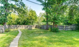 25176 W Linden Ln W, Antioch, IL 60002