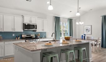 1284 Woodhouse Dr NW, Ash, NC 28420