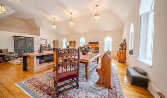 48 Old Searsport Ave, Belfast, ME 04915