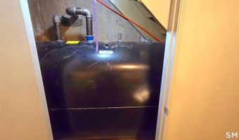 64 4th St, Bristol, CT 06010