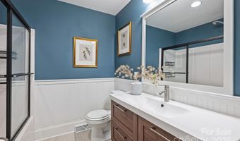 1918 Woodland Dr, Charlotte, NC 28205