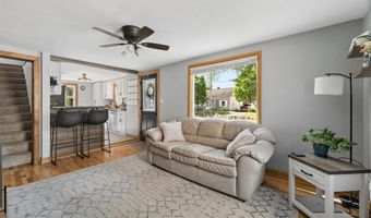 1352 W COMMERCIAL St, Appleton, WI 54914
