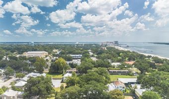 132 Dukate St, Biloxi, MS 39530