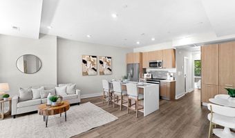 1108 S HIGHLAND St 2, Arlington, VA 22204