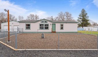 317 7th St, Benton City, WA 99320