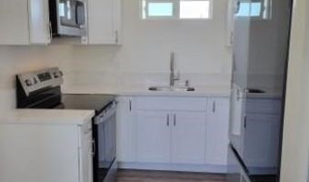 1170 Wanaka St A, Honolulu, HI 96818