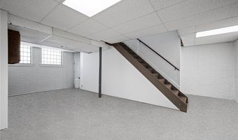 843 Nautilus Trl, Aurora, OH 44202