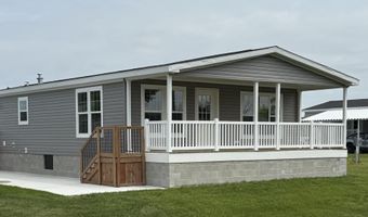 3287 Lakeland Dr, Arcadia, MI 49613