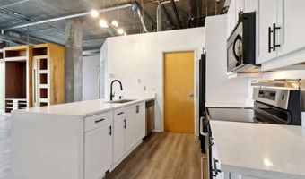 3235 NE Roswell Rd NE 716, Atlanta, GA 30305