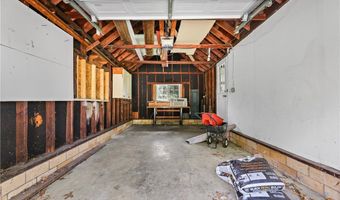 1042 Kingsway St, Alliance, OH 44601