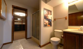 2003 Polk Dr, Ames, IA 50010
