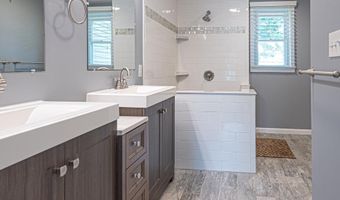 5 ENSIGN Dr, Berlin, MD 21811