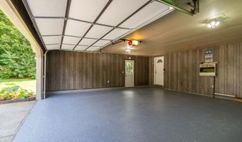 4403 W Riverview Dr, Alma, MI 48801
