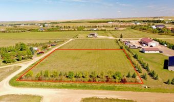 402 8th St NE, Bowman, ND 58623