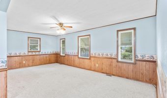 800 E Prairie Ln, Ash Grove, MO 65604