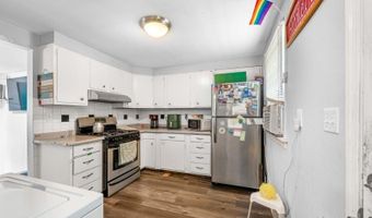 160 Brook Dr, Andover, NJ 07801