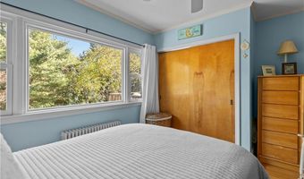 46 CHASTELLUX Ave M6, Newport, RI 02840