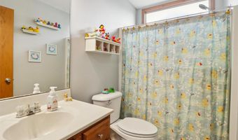 3211 SW Applewood St, Ankeny, IA 50023