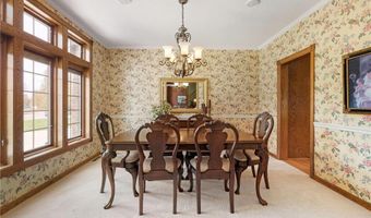 805 27th St SW, Austin, MN 55912