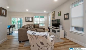 2955 Ithaca St, Allentown, PA 18103