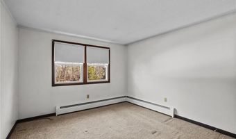 35 W Wrentham Rd 3, Cumberland, RI 02864