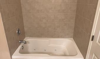 812 LONG Dr 812-F, Aberdeen, MD 21001