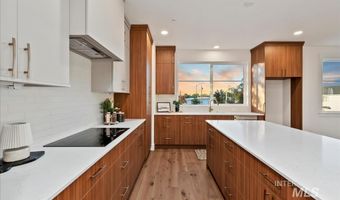 3243 W Moore St, Boise, ID 83702