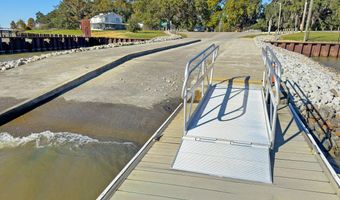 707 Butter Rd, Bonneau, SC 29431