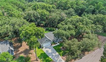 24 Alumni Rd, Beaufort, SC 29907