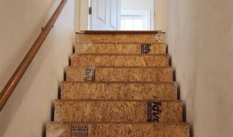 183 Skyline Rd, Bangor, ME 04401