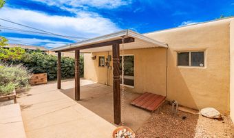 1808 Bryn Mawr Dr NE, Albuquerque, NM 87106