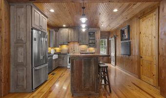 774 Davis Rd, Benton, MS 39039
