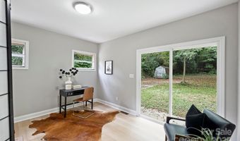 1709 Masonic Dr, Charlotte, NC 28205